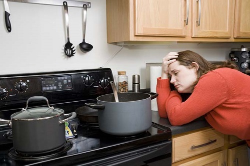 Trang thiết bị hiện đại hỗ trợ sửa chữa bếp từ chính xác và nhanh chóng